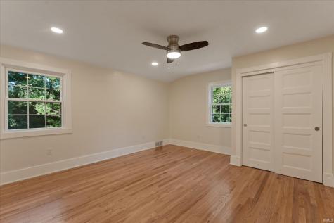 3002 Robinhood Lane South Bend IN 46614