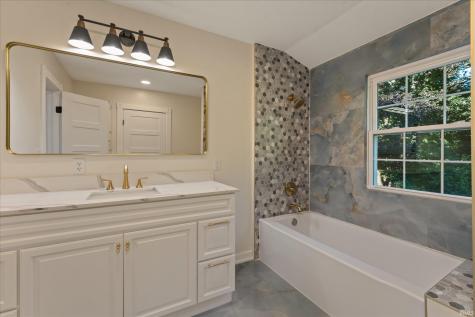 3002 Robinhood Lane South Bend IN 46614
