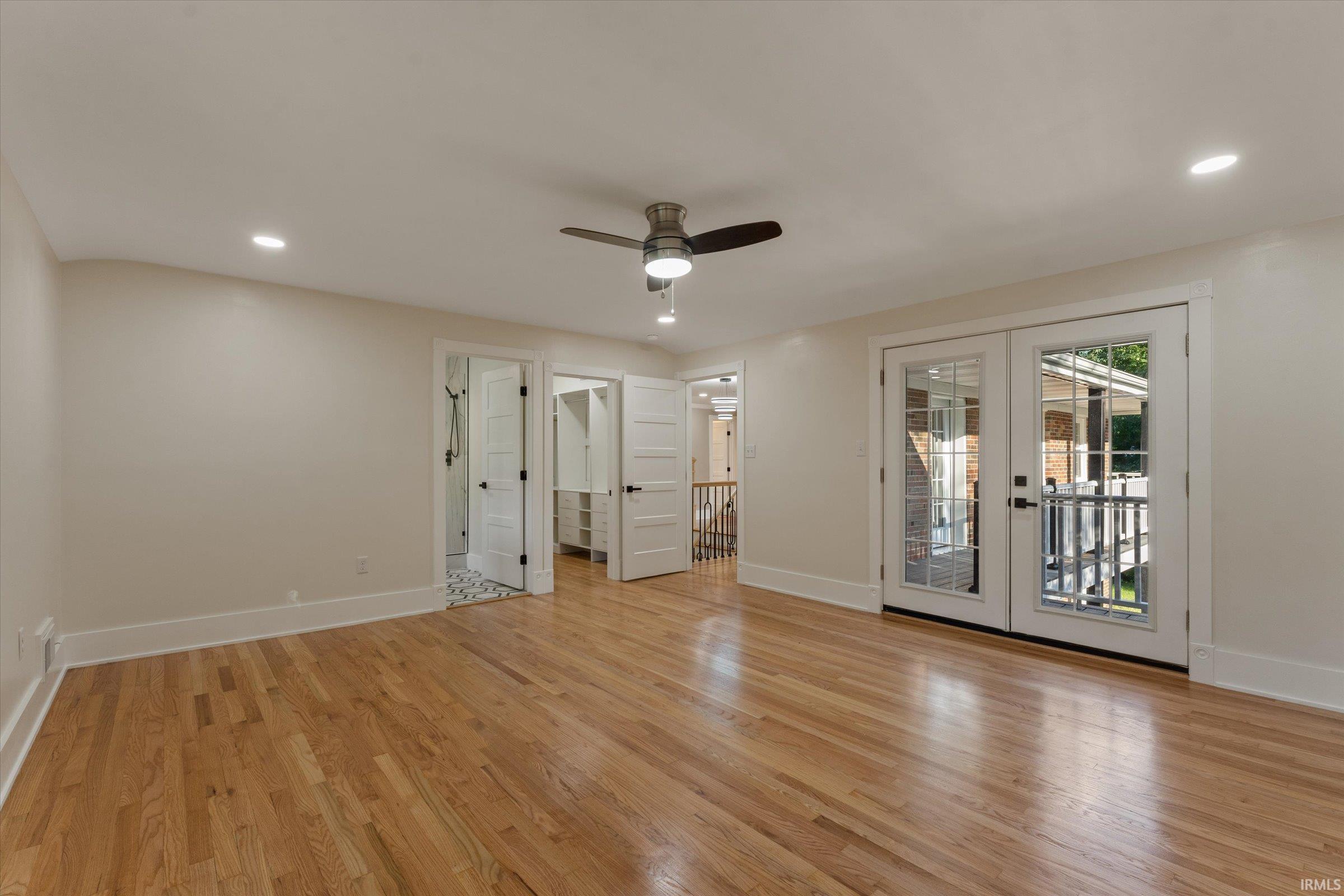 3002 Robinhood Lane South Bend IN 46614