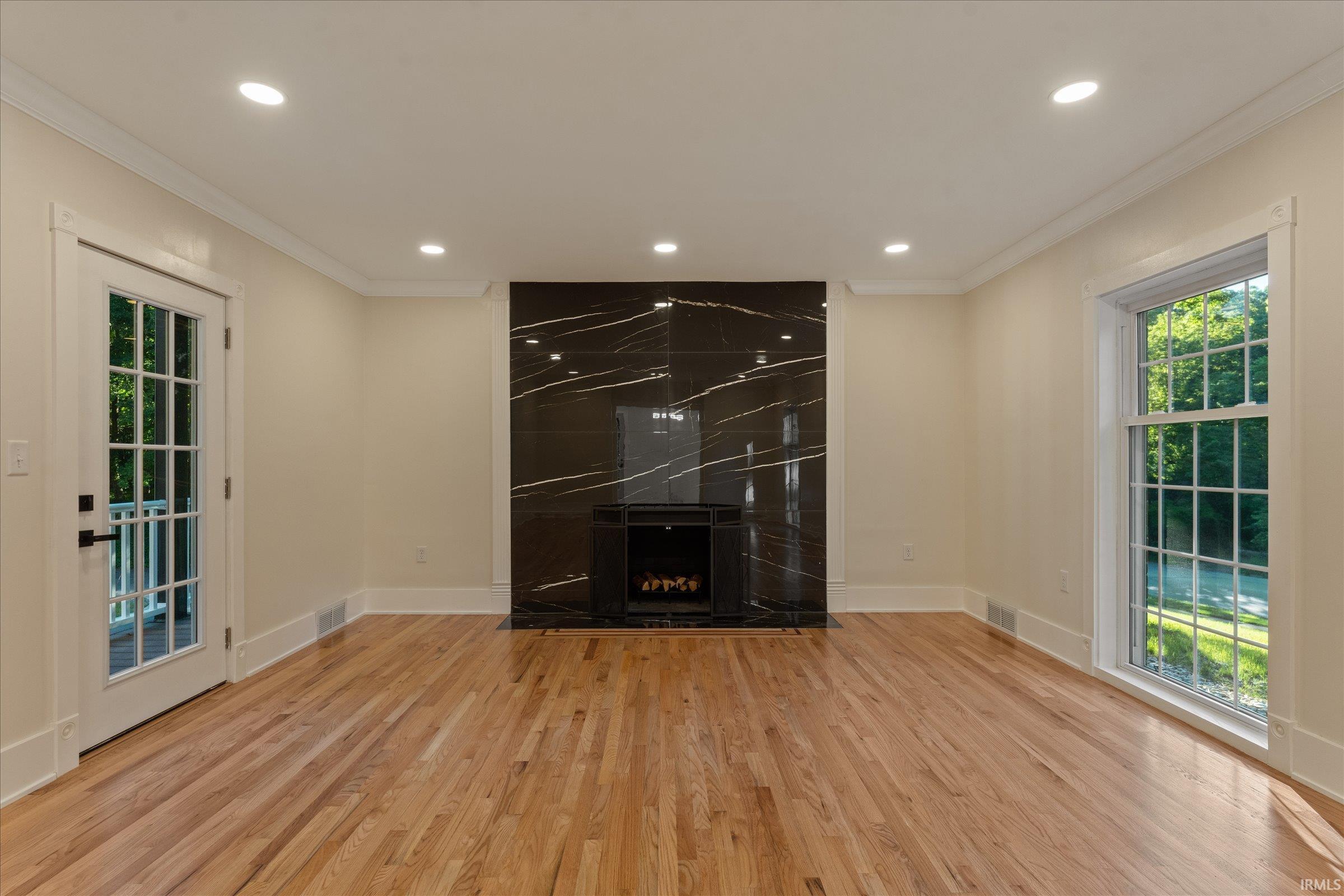 3002 Robinhood Lane South Bend IN 46614