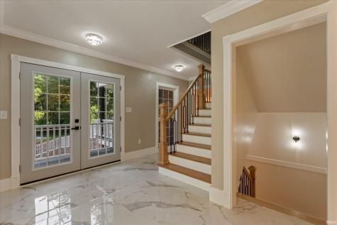 3002 Robinhood Lane South Bend IN 46614