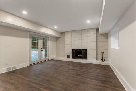 3002 Robinhood Lane South Bend IN 46614