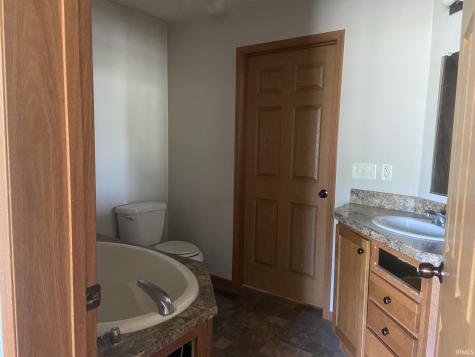 1205 & 1207 W Walnut Street Washington IN 47501