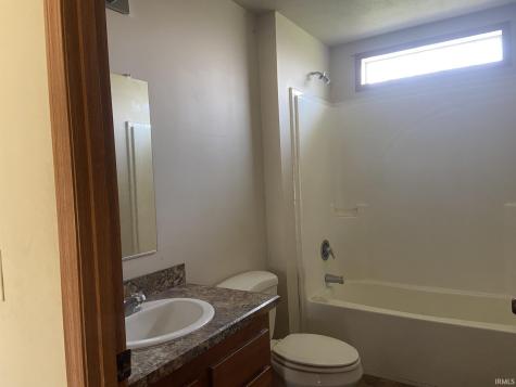 1205 & 1207 W Walnut Street Washington IN 47501