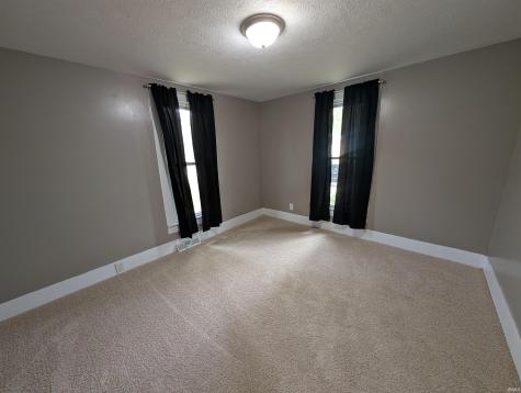 322 W 8th Street Bicknell IN 47512