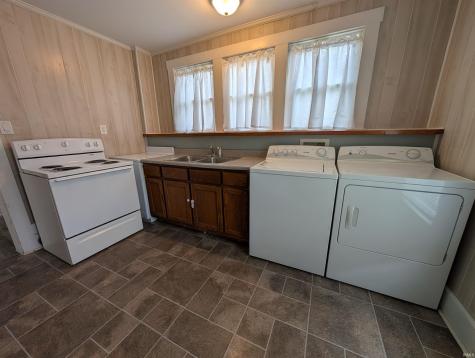 322 W 8th Street Bicknell IN 47512