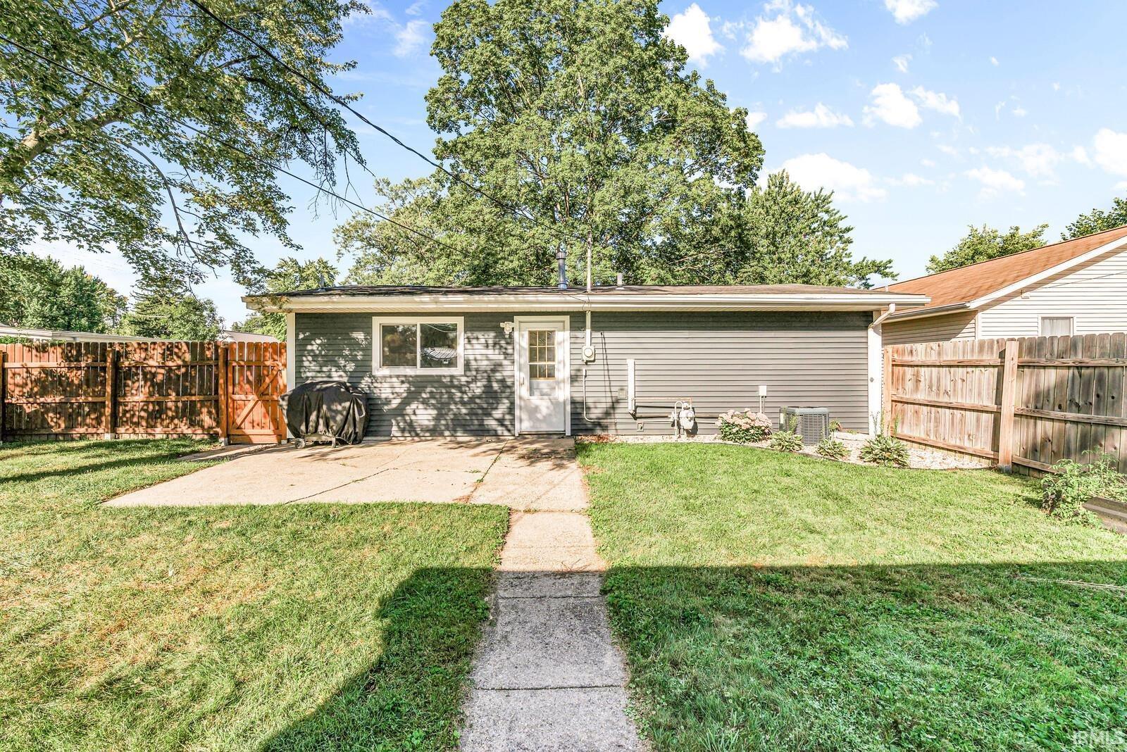 818 S 12th Street Goshen IN 46526