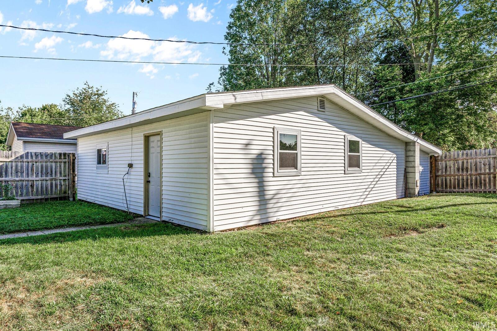 818 S 12th Street Goshen IN 46526