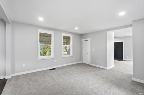455 W Maple Grove Avenue Fort Wayne IN 46807
