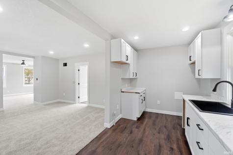 455 W Maple Grove Avenue Fort Wayne IN 46807