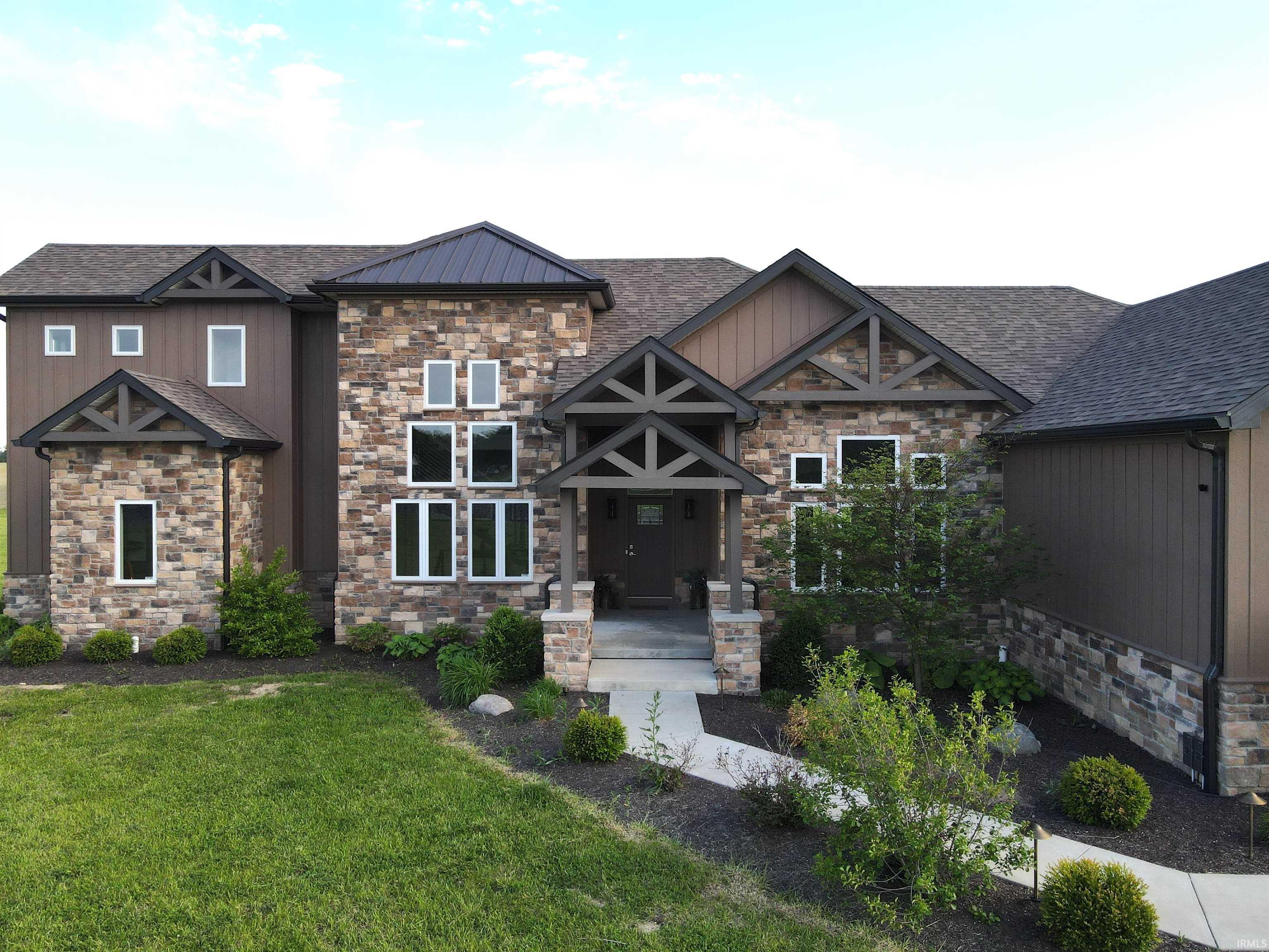 2313 E Royerton Road Muncie IN 47303