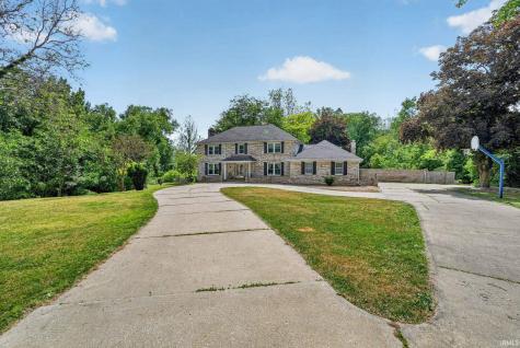 1765 N Bay Drive Elkhart IN 46514