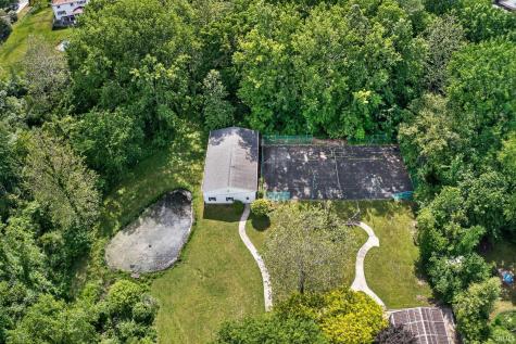 1765 N Bay Drive Elkhart IN 46514