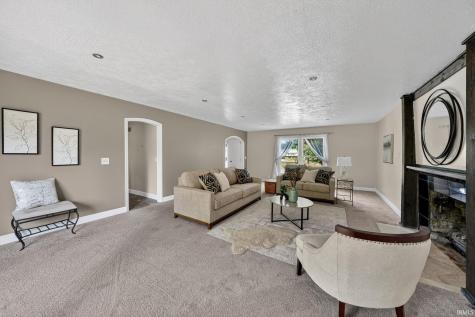 1765 N Bay Drive Elkhart IN 46514