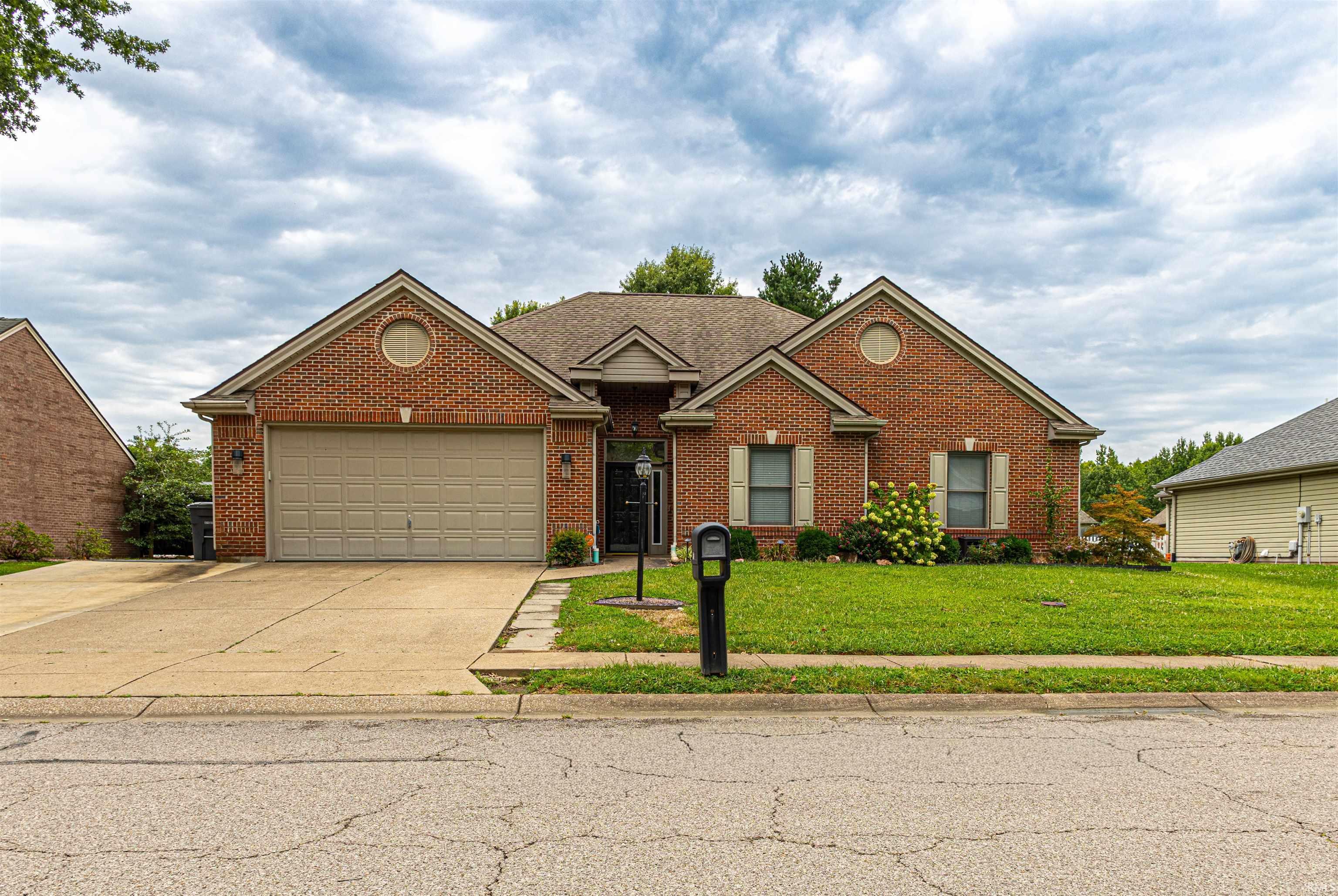 2806 N Stockwell Road Evansville IN 47715