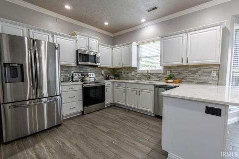 2806 N Stockwell Road Evansville IN 47715