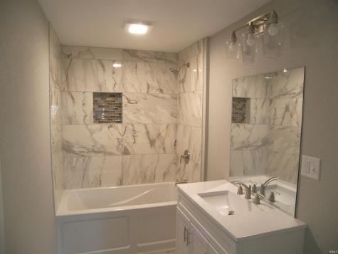 204 S Syracuse Webster Road Syracuse IN 46567
