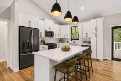 4134 Garden Oak Court South Bend IN 46628