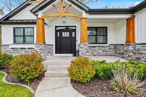 4134 Garden Oak Court South Bend IN 46628