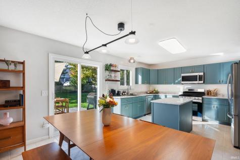 10621 Unita Drive Fort Wayne IN 46804