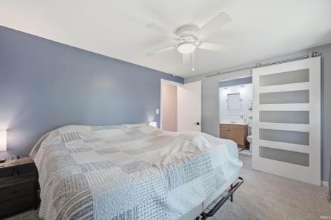 302 Hickory Grove Road Hartford City IN 47348