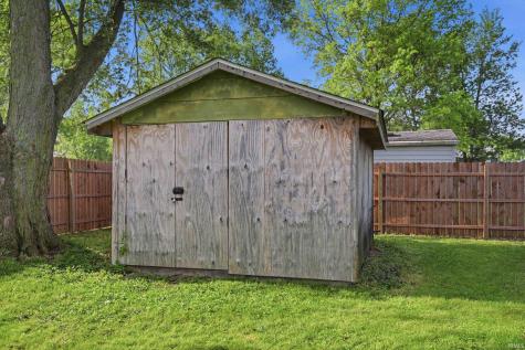 302 Hickory Grove Road Hartford City IN 47348