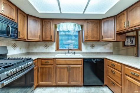 7255 Pana Drive Fort Wayne IN 46835