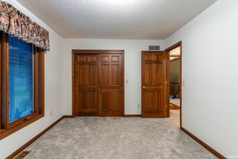 7255 Pana Drive Fort Wayne IN 46835