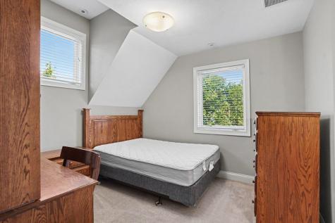 330 N Sunnyside Avenue South Bend IN 46617