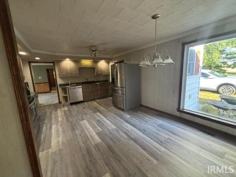 4980 W 1850 N Elwood IN 46036