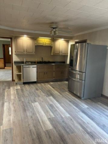 4980 W 1850 N Elwood IN 46036
