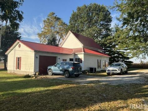 4980 W 1850 N Elwood IN 46036