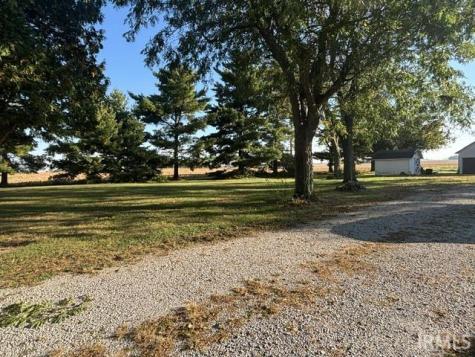 4980 W 1850 N Elwood IN 46036