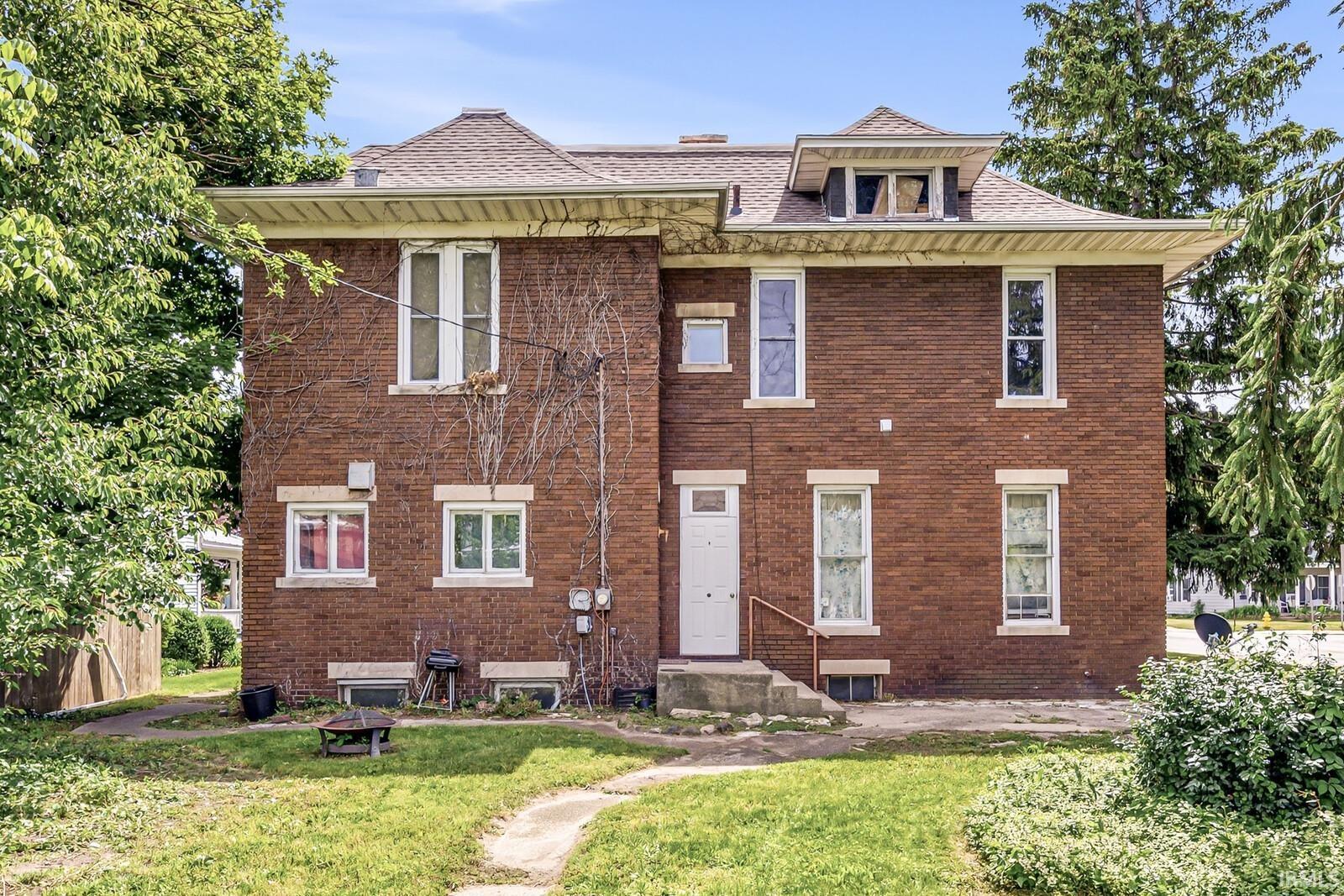 323 S 6th Street Goshen IN 46528