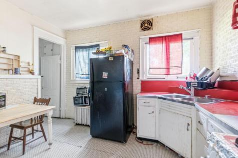 323 S 6th Street Goshen IN 46528