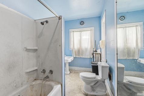 323 S 6th Street Goshen IN 46528