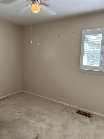 1609 Green Hill Drive Warsaw IN 46580