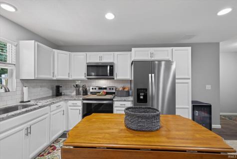 343 W Blackfoot Drive Ellettsville IN 47429