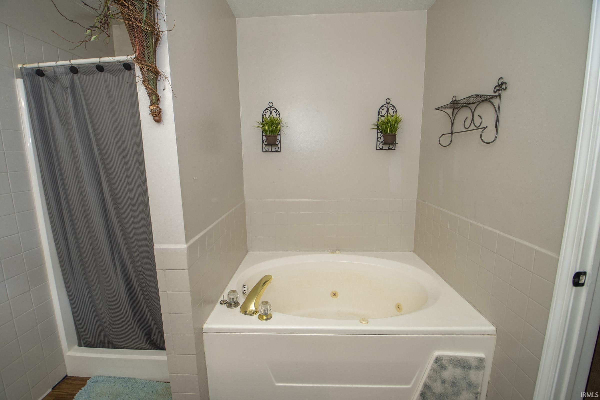 16393 County Road 18 Goshen IN 46528