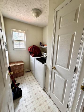 1213 W Woodhill Drive Bloomington IN 47403