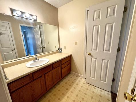 1213 W Woodhill Drive Bloomington IN 47403