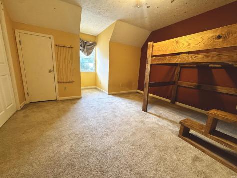 1213 W Woodhill Drive Bloomington IN 47403