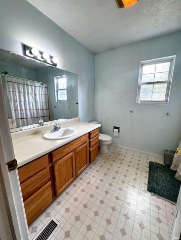 1213 W Woodhill Drive Bloomington IN 47403