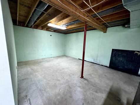 1213 W Woodhill Drive Bloomington IN 47403