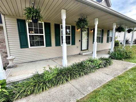 1213 W Woodhill Drive Bloomington IN 47403