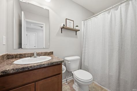 211 Thistlewood Drive Greenfield IN 46140