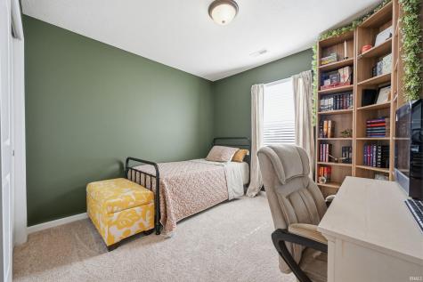 211 Thistlewood Drive Greenfield IN 46140