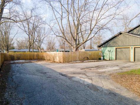 1310 W Woodland Drive Marion IN 46952