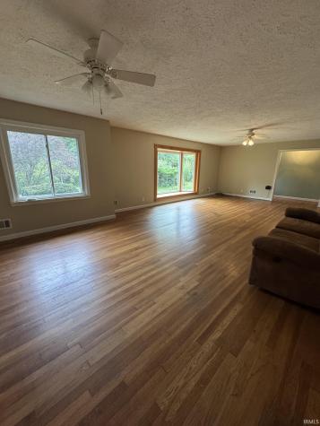 3205 N Us Highway Attica IN 47918