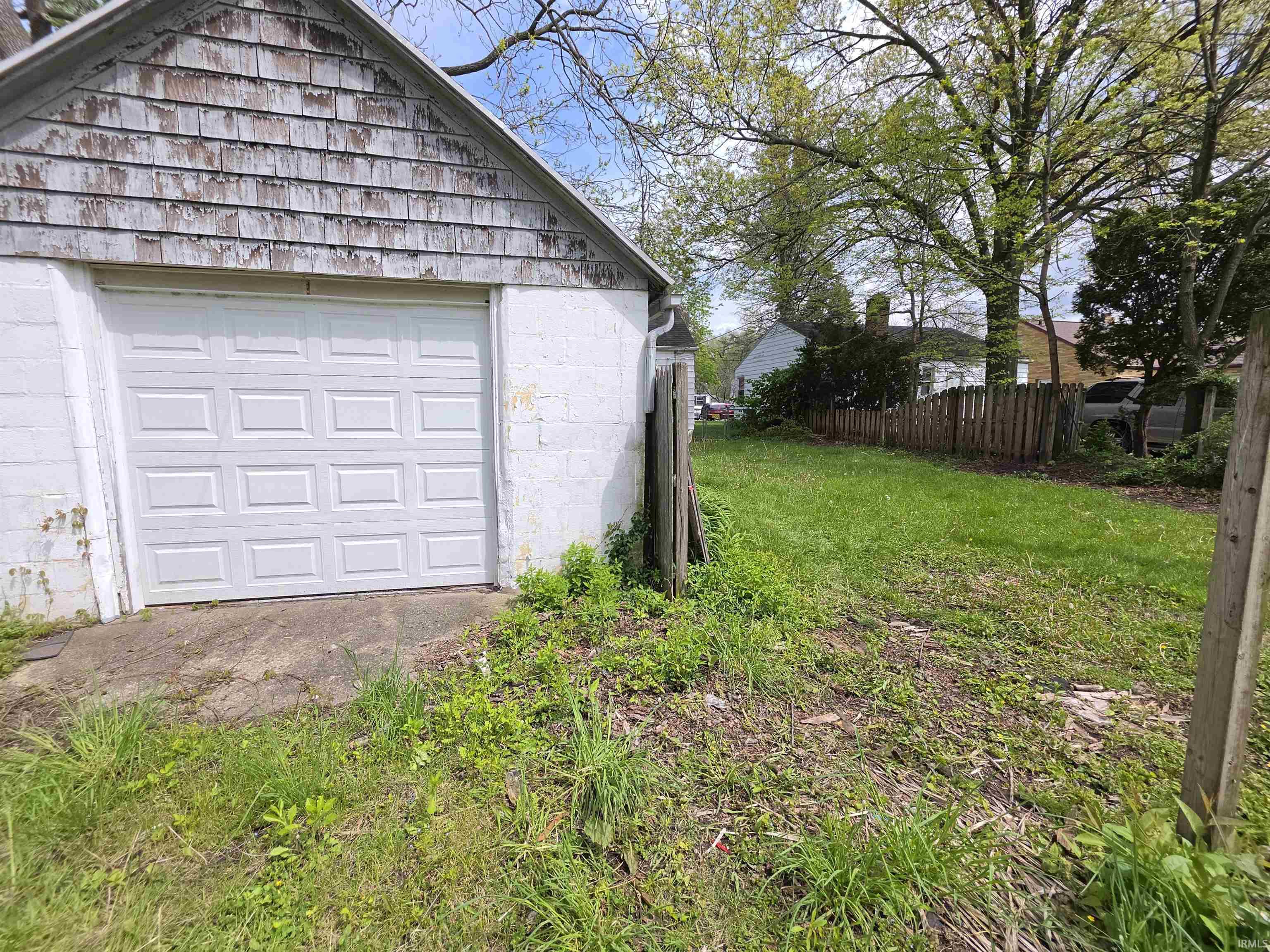 1621 College Street South Bend IN 46628
